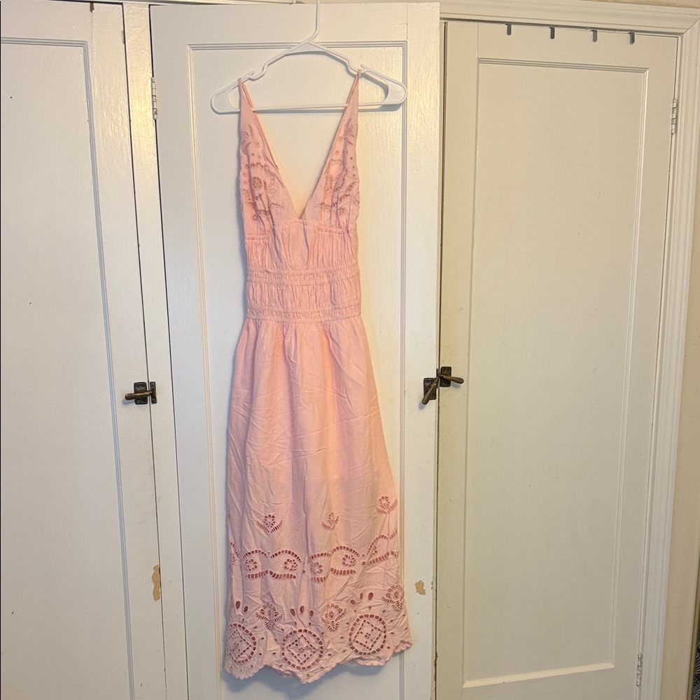 Chic Pink Embroidered Midi Dress